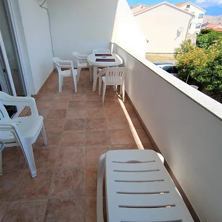 Vuleta Apartment Pag Town