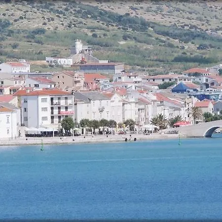 Vuleta * Pag Town
