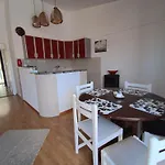 Apartment Vuleta Pag Town