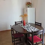 Apartment Vuleta Pag Town